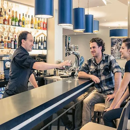 Mercure Haymarket 4*