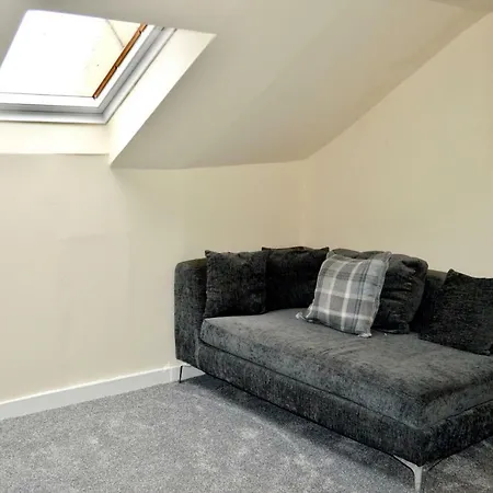 Stylish Central 3 Bedroom *