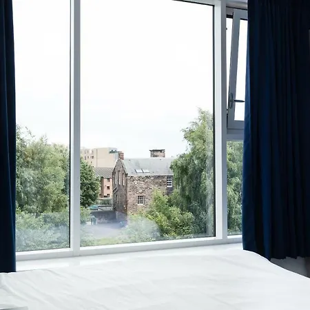 Destiny Student - Holyrood Apartamento *