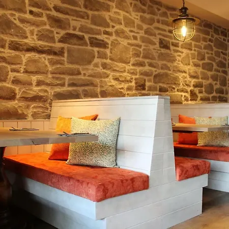 The Raeburn Hotell 4*