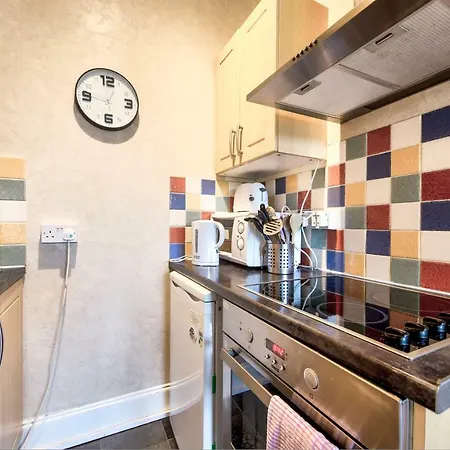 1br On Easter Road