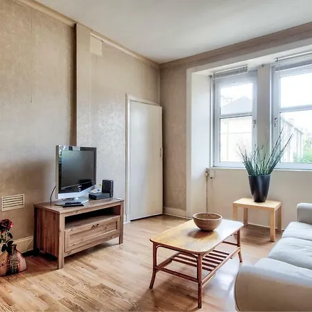 1br On Easter Road Apartment *