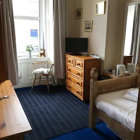 Moat Place Homestay Rum i privatbostad