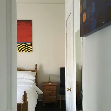 Goldenacre Private Privatunterkunft *