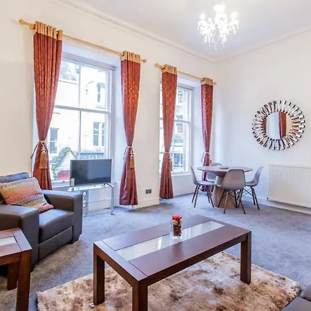 City Centre Flat Off The Royal Mile דירה