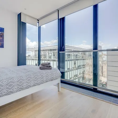 Appartement Stunning Quartermile Penthouse *