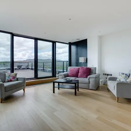 Stunning Quartermile Penthouse Appartement *