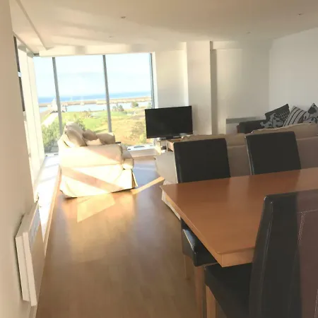 Western Harbour Apartment