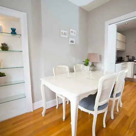 Boutique City Centre 1 Bed