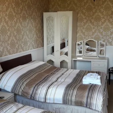 Capital House 3* Edimburgo