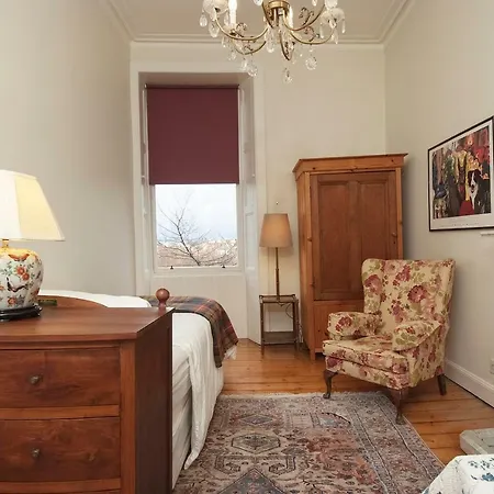 Apartament Newtown Gem