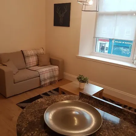 Cosy Flat On Leith Walk * Edinburgh