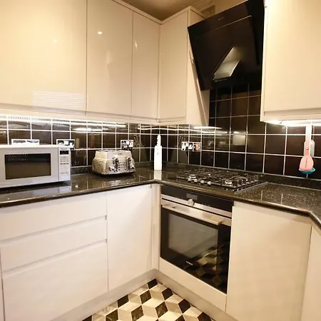 Apartment 27/3a Cockburn Street
