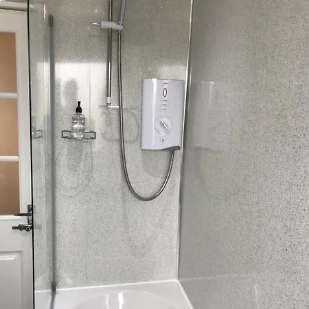 Chessels Court Apartment *