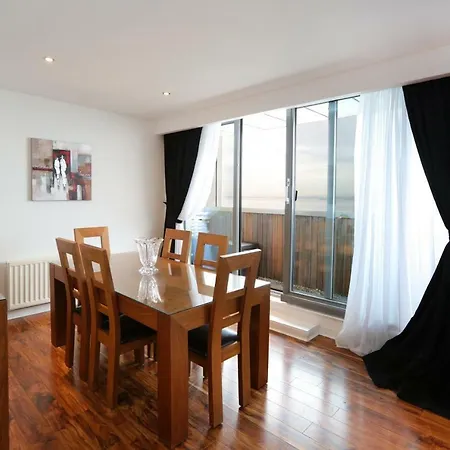Penthouse Western Harbour Apartamento