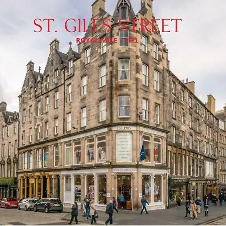 Royal Mile St Giles St