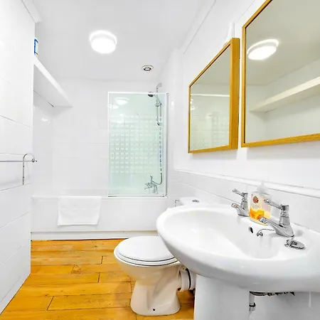 Royal Mile View Apartment
