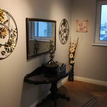 Luxury Spectrum Apartment *