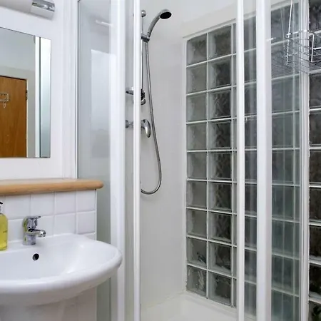 דירה Converted Whiskey Bond 2 Bedroom 15 Minutes To Princes St/royal Mile *