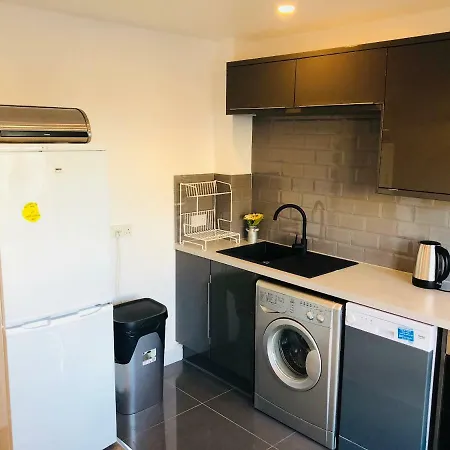 Luxurious Central Flat Close To Princes Street *