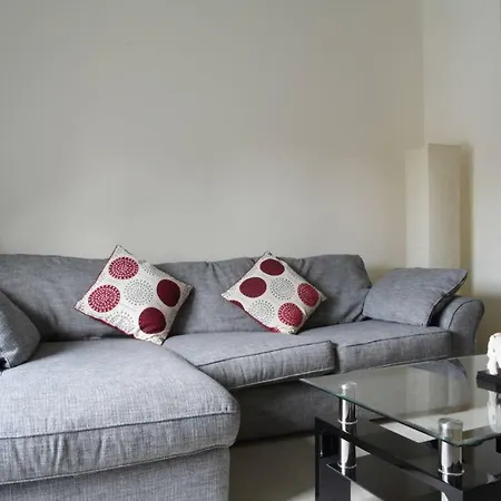Converted Whiskey Bond 2 Bedroom 15 Minutes To Princes St/royal Mile * אדינבורו