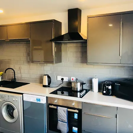 Luxurious Central Flat Close To Princes Street Edinburgh