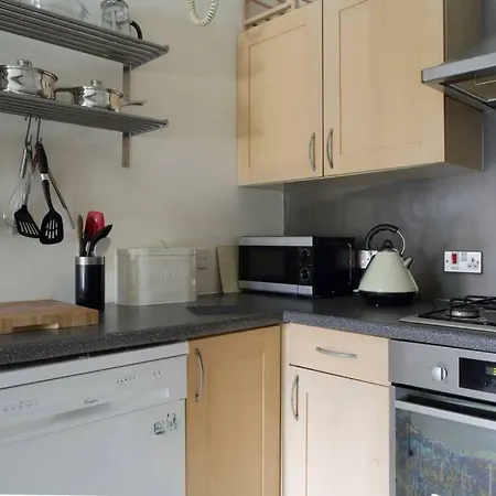 דירה Converted Whiskey Bond 2 Bedroom 15 Minutes To Princes St/royal Mile *