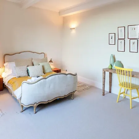 Appartement North Castle Street Luxury 3 Bedroom/3 Bathroom *