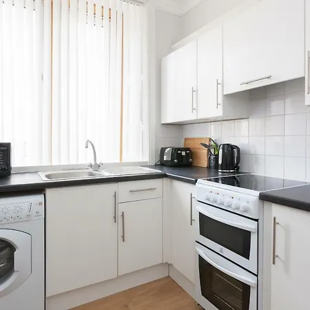 דירה Sunny Flat On Easter Road