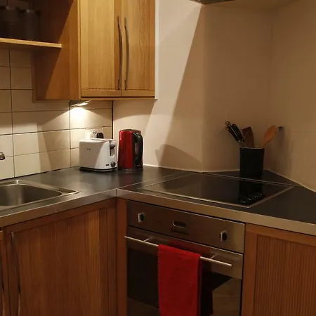 Sunny Flat In Stylish Stockbridge דירה