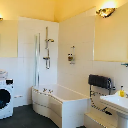 The Learmonth * Edinburgh