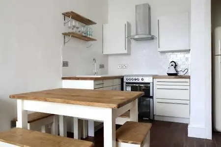 Apartment By The Royal Mile
