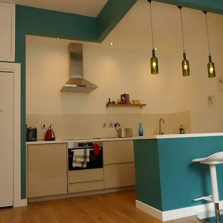 We Love Stunning Castle Views In Luxury! Apartment *