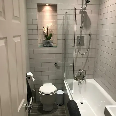 Boutique City Centre 1 Bed Edinburgh