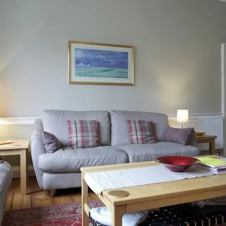 Spacious 3 Bed Central With Roof Top Terrace * Edimburgo