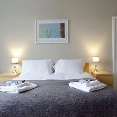 Spacious 3 Bed Central With Roof Top Terrace Apartamento Edimburgo
