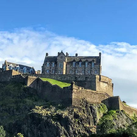 Apartment Bailie Royal Mile Edinburgh