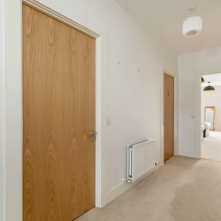 Shandwick Penthouse * Edinburgh