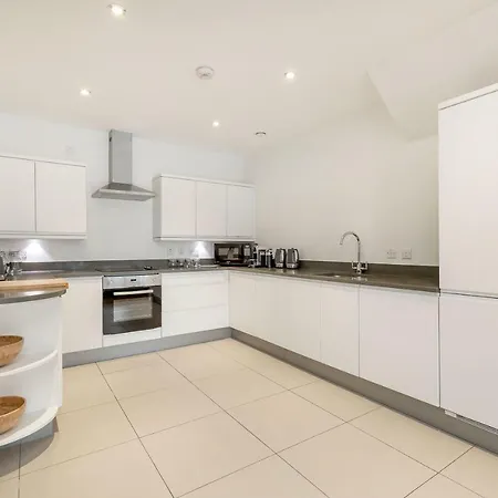 Shandwick Penthouse Daire