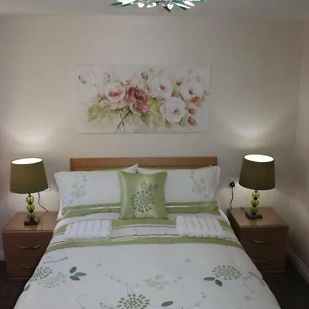 Luxury Spectrum Edinburg