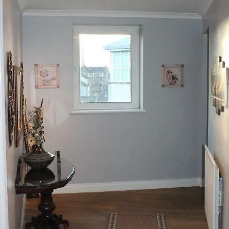 Luxury Spectrum * Edinburg