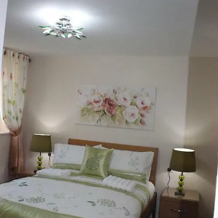 Luxury Spectrum * Edinburg