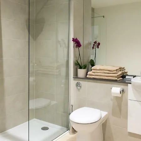 Usher Hall Apartment