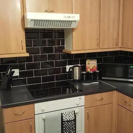 Central Apartment *