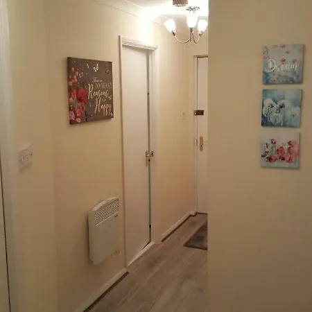 Apartment Central *