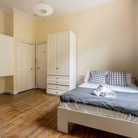 Broughton Place - 4 Bedroom Georgian Townhouse In The City Centre Apartment Edinburgh