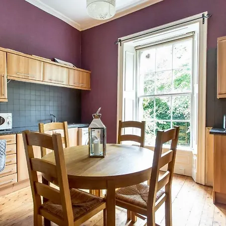 Broughton Place - 4 Bedroom Georgian Townhouse In The City Centre Edinburgh