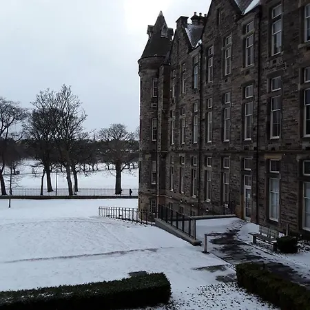 דירה Modern Central *