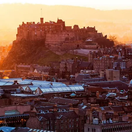 Cozy At Hawkhill Appartamento Edimburgo