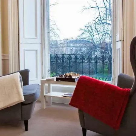 Apartamento Georgian Townhouse Apt. 10 Min Walk To Princes St *